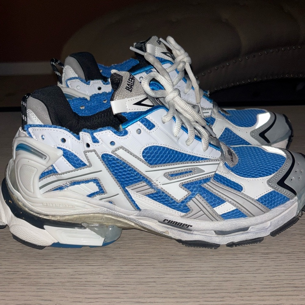 Balenciaga runners blue size 44